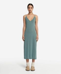 Taralawrence.shopa0c52783cf 2