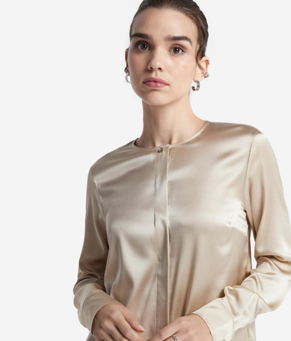 Taralawrence.shopa35767fc2e 4