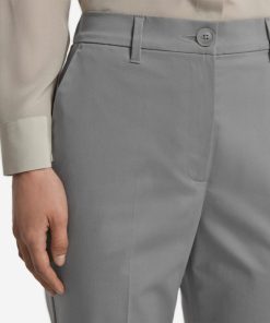 Taralawrence.shopa57858bc60 4