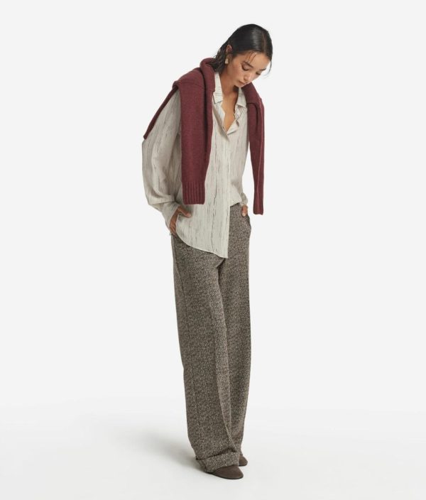 Taralawrence.shopa5a796531f 1