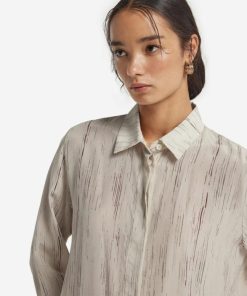 Taralawrence.shopa5a796531f 4