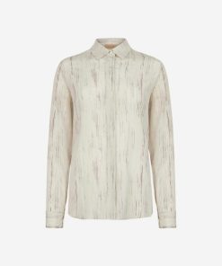 Taralawrence.shopa5a796531f 5