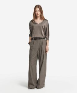 Taralawrence.shopa7f0e30b79 1