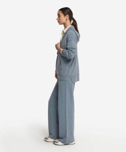 Taralawrence.shopaa036fad45 1