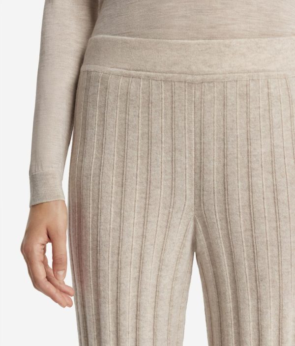 Taralawrence.shopaa246e7c80 4