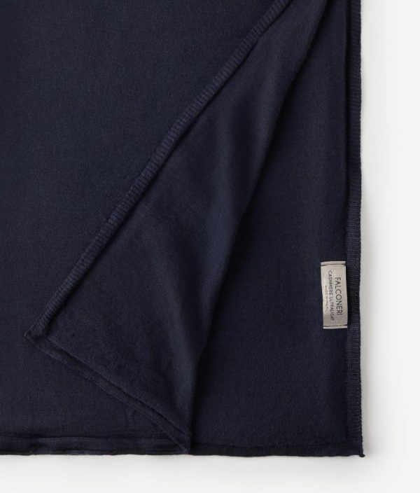 Taralawrence.shopacc2e3870e 5