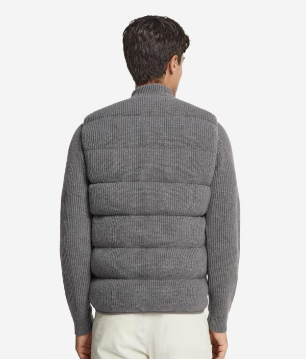 Taralawrence.shopad3325dd4c 3