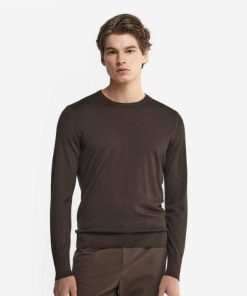 Taralawrence.shopaea5f75f04 2