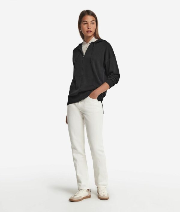 Taralawrence.shopb47e4b9f5c 1