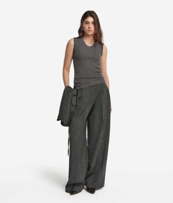 Taralawrence.shopb613bdaa39 1