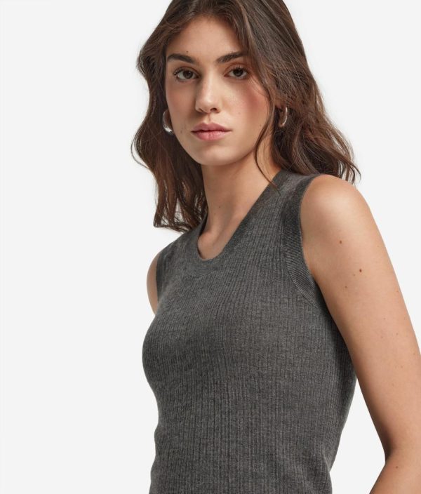 Taralawrence.shopb613bdaa39 4