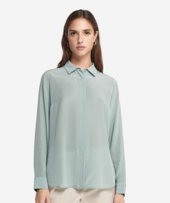 Taralawrence.shopb6b0d0236f 2