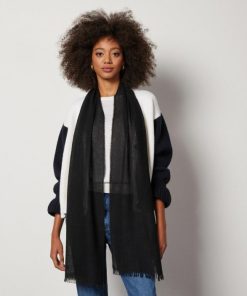 Taralawrence.shopbb2d448d16 1