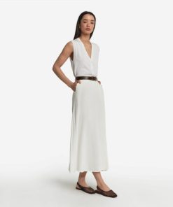 Taralawrence.shopbca7caf0fa 1