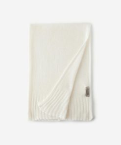 Taralawrence.shopbf1cb2ce6d 4