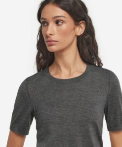 Taralawrence.shopc0c2a1db8f 4