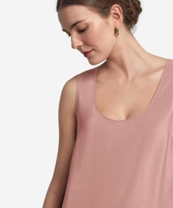 Taralawrence.shopc299aaa815 4