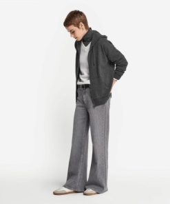 Taralawrence.shopc6a42cb158 1