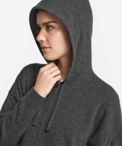 Taralawrence.shopc6a42cb158 4