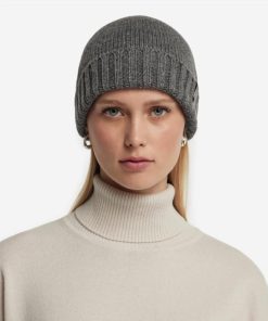 Taralawrence.shopc78579550c 2