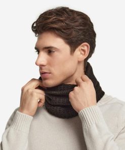 Taralawrence.shopccd2761832 1