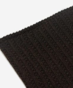 Taralawrence.shopccd2761832 3