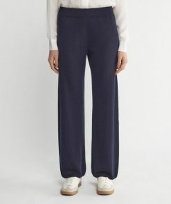 Taralawrence.shopcf0024226a 2