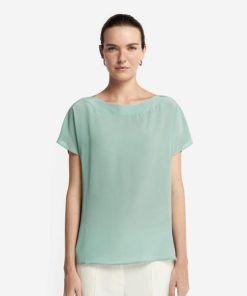 Taralawrence.shopd50cd279ee 2