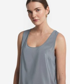 Taralawrence.shopd9504fc4ad 4