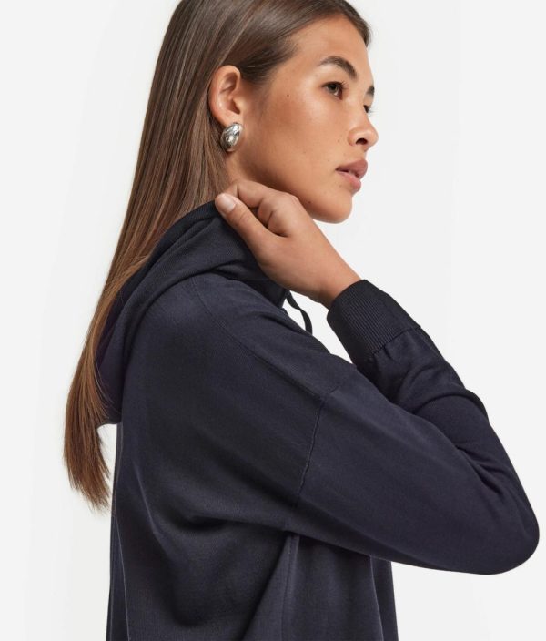 Taralawrence.shopda1bb25139 4