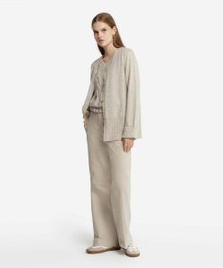 Taralawrence.shopdd69447524 1