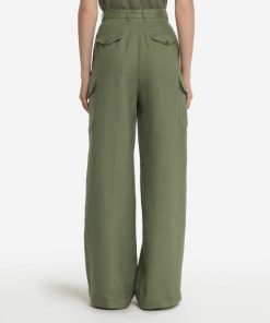 Taralawrence.shope0cb77af8e 3