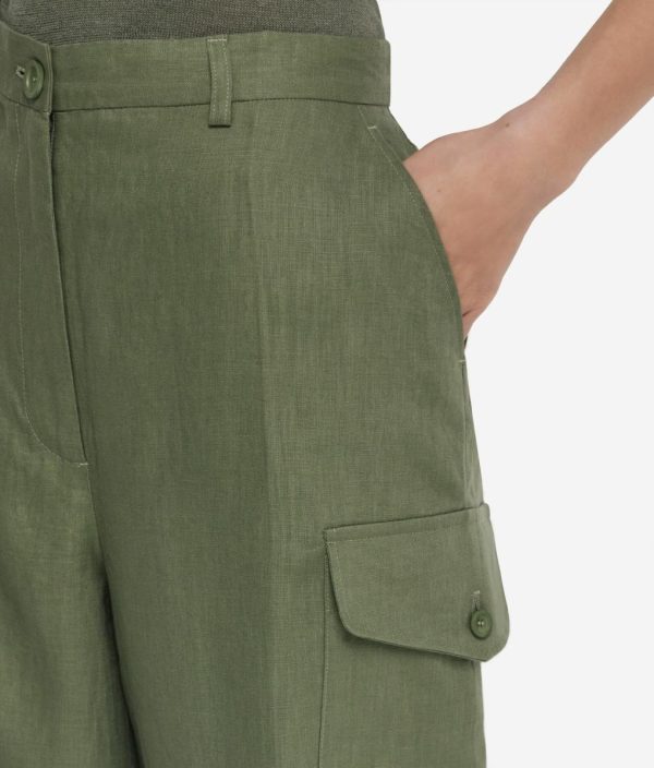 Taralawrence.shope0cb77af8e 4