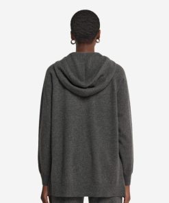 Taralawrence.shope2d86b2268 3