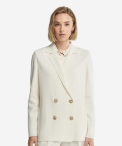 Taralawrence.shope63f81c868 2