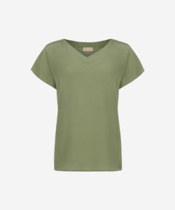 Taralawrence.shope8123014ab 5