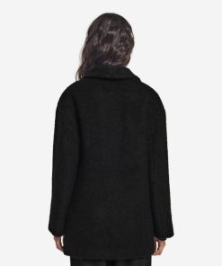 Taralawrence.shope87d0daa56 3