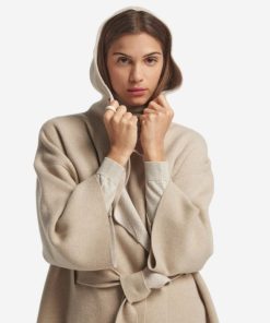 Taralawrence.shope8cf0c2301 4