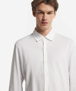 Taralawrence.shope96fb3c491 4