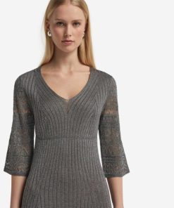 Taralawrence.shopeabccf977e 4