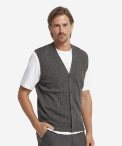 Taralawrence.shopeb47b98e57 2