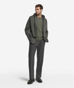 Taralawrence.shopeb9e16f57a 1