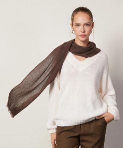 Taralawrence.shopec4539c1f8 1