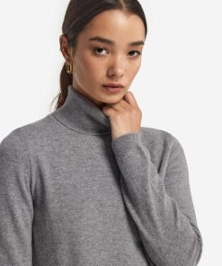 Taralawrence.shopf093209d1b 4