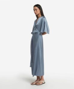 Taralawrence.shopf0f64ddaff 1