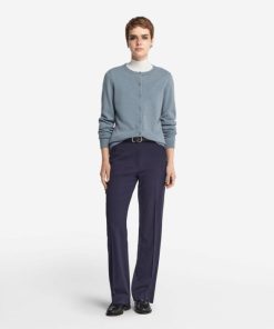 Taralawrence.shopf15eea77c3 1