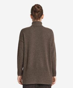 Taralawrence.shopf200db96dc 1