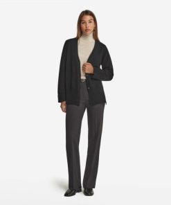 Taralawrence.shopf43c6a6231 1