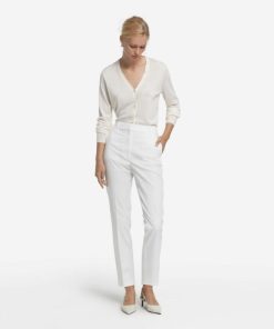 Taralawrence.shopf682fe1a6d 1