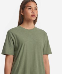 Taralawrence.shopf73a468199 4